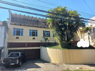 Casa, 3 quartos, 196 m² - Foto 1