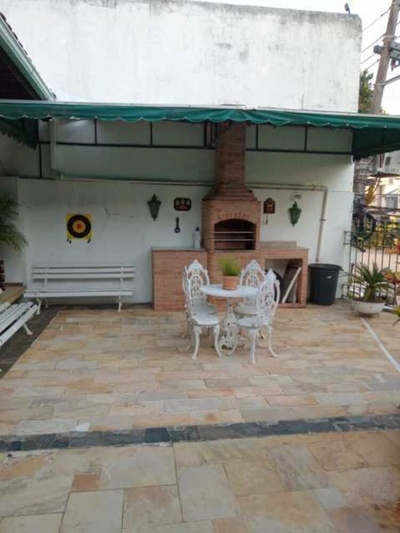 Casa, 4 quartos, 248 m² - Foto 2