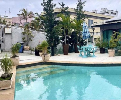 Casa, 3 quartos, 289 m² - Foto 1