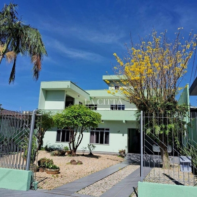 Sobrado, 5 quartos, 350 m² - Foto 1