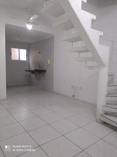 Sobrado, 2 quartos, 74 m² - Foto 1