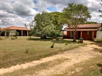 Sítio, 1 quarto, 46 hectares - Foto 1