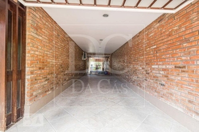 Casa, 3 quartos, 340 m² - Foto 1