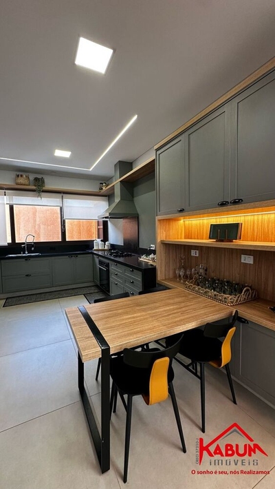 Casa, 3 quartos, 280 m² - Foto 4