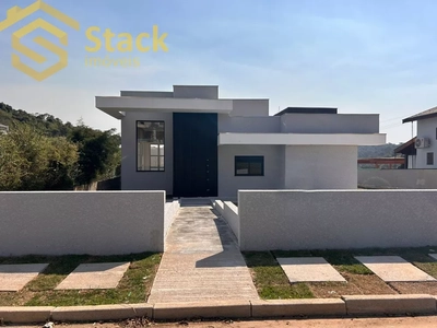 Casa, 4 quartos, 185 m² - Foto 1