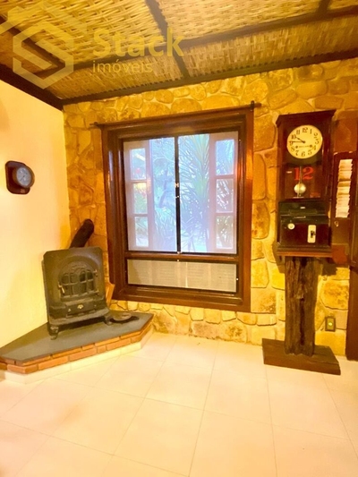 Chácara, 5 quartos, 616 m² - Foto 1