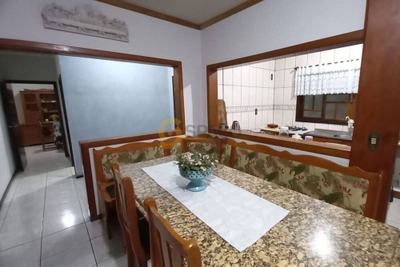 Casa, 3 quartos, 228 m² - Foto 3