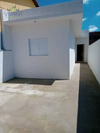 Casa, 3 quartos, 75 m² - Foto 1