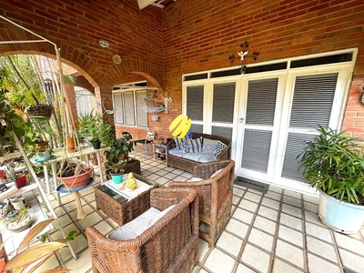 Casa, 4 quartos, 200 m² - Foto 2