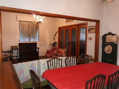 Casa, 3 quartos, 280 m² - Foto 1