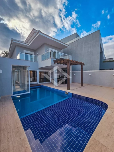 Casa, 5 quartos, 253 m² - Foto 2