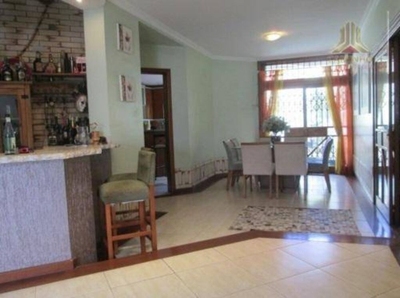 Casa, 4 quartos, 322 m² - Foto 2