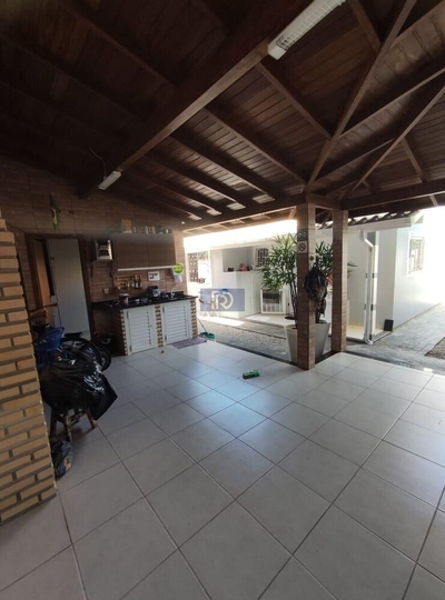 Casa, 2 quartos, 70 m² - Foto 1