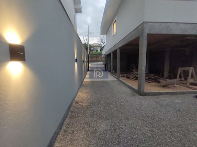 Casa, 4 quartos, 176 m² - Foto 2