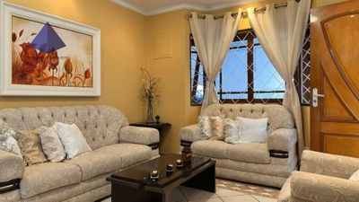 Sobrado, 4 quartos, 220 m² - Foto 1