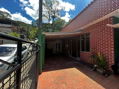 Casa, 4 quartos, 115 m² - Foto 1