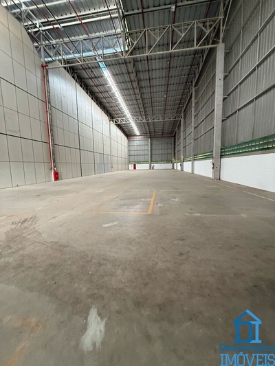 Depósito-Galpão, 8656 m² - Foto 1