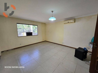 Casa, 3 quartos, 320 m² - Foto 1