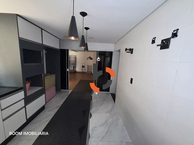 Casa, 3 quartos, 255 m² - Foto 1
