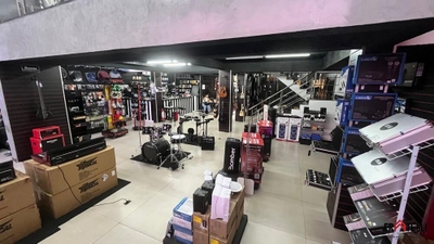 Prédio Inteiro - Foto 1