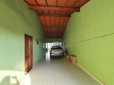 Casa, 4 quartos, 166 m² - Foto 1