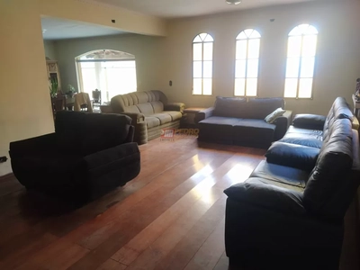 Sobrado, 4 quartos, 299 m² - Foto 1