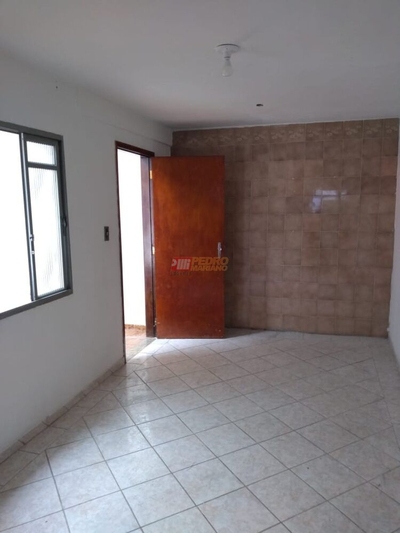 Sobrado, 3 quartos, 180 m² - Foto 1