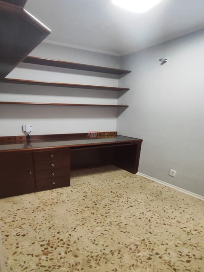 Casa, 4 quartos, 311 m² - Foto 2