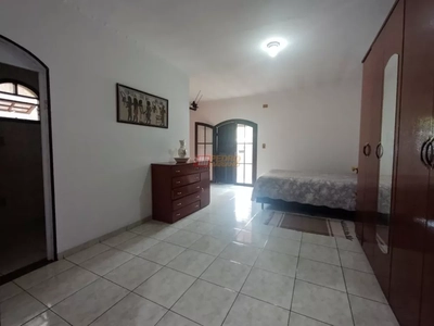 Sobrado, 2 quartos, 216 m² - Foto 2