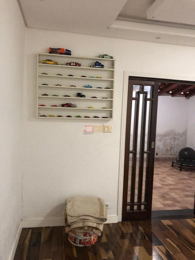 Casa, 3 quartos, 250 m² - Foto 1