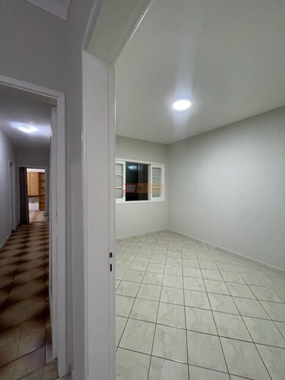 Casa, 4 quartos, 257 m² - Foto 2