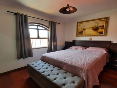 Sobrado, 3 quartos, 242 m² - Foto 3