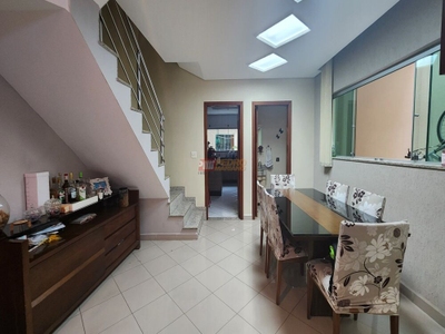 Sobrado, 3 quartos, 214 m² - Foto 1