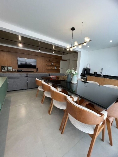 Apartamento, 3 quartos, 160 m² - Foto 1