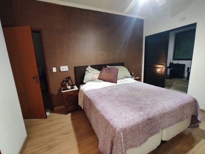 Sobrado, 5 quartos, 389 m² - Foto 2