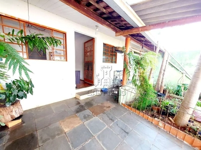 Casa, 3 quartos, 172 m² - Foto 2