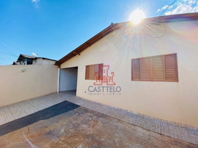 Casa, 3 quartos, 128 m² - Foto 1