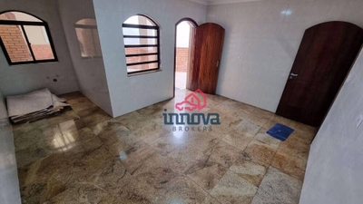 Sobrado, 4 quartos, 219 m² - Foto 1