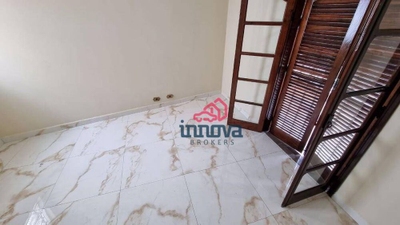 Sobrado, 4 quartos, 219 m² - Foto 2