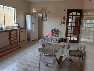 Sobrado, 3 quartos, 270 m² - Foto 3