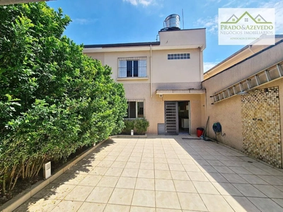 Casa, 3 quartos, 264 m² - Foto 1