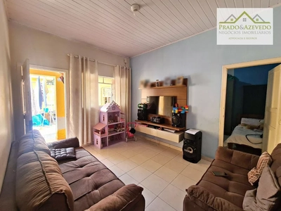 Casa, 3 quartos, 180 m² - Foto 1