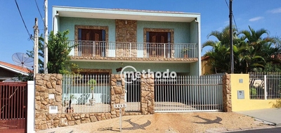 Casa, 3 quartos, 251 m² - Foto 1