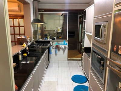 Casa, 3 quartos, 240 m² - Foto 2