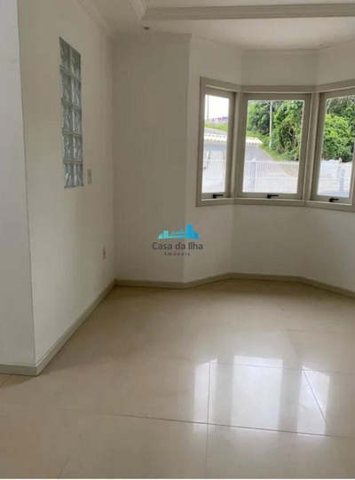 Casa, 4 quartos, 250 m² - Foto 3
