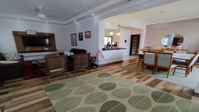 Casa, 4 quartos, 319 m² - Foto 3