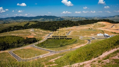 Terreno, 243 m² - Foto 1