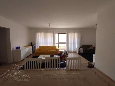 Apartamento, 3 quartos, 189 m² - Foto 1