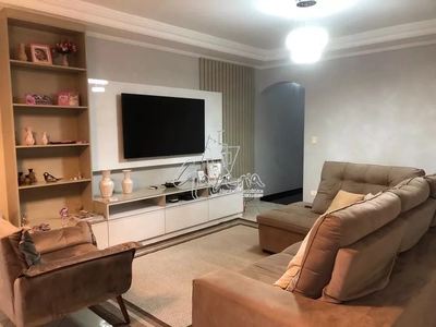 Sobrado, 3 quartos, 347 m² - Foto 1