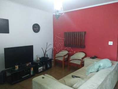 Casa, 2 quartos, 174 m² - Foto 1